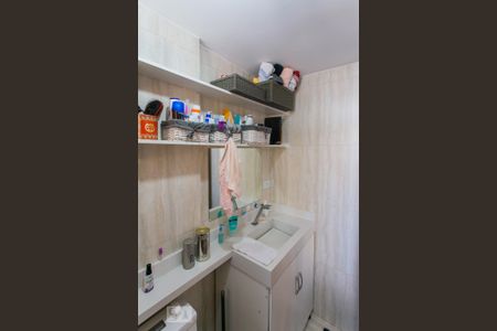 Banheiro de kitnet/studio para alugar com 1 quarto, 29m² em Liberdade, São Paulo