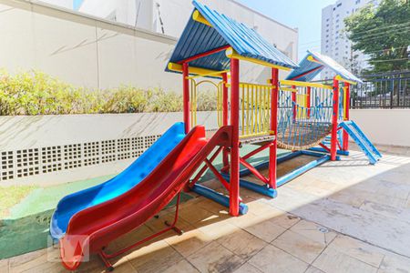 Apartamento para alugar com 66m², 2 quartos e 1 vaga Apartamento para alugar com 66m², 2 quartos e 1 vagaPlayground