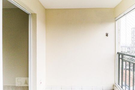 Apartamento para alugar com 66m², 2 quartos e 1 vaga Apartamento para alugar com 66m², 2 quartos e 1 vagaVaranda