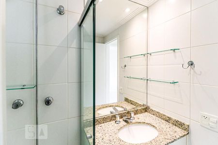 Apartamento para alugar com 66m², 2 quartos e 1 vaga Apartamento para alugar com 66m², 2 quartos e 1 vagaBanheiro