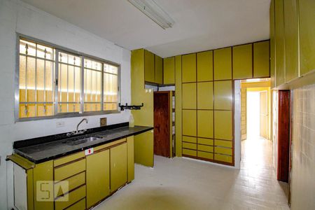 Casa à venda com 196m², 4 quartos e 3 vagas Casa à venda com 196m², 4 quartos e 3 vagasCozinha