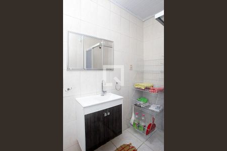 Banheiro de apartamento para alugar com 1 quarto, 34m² em Centro Histórico, Porto Alegre