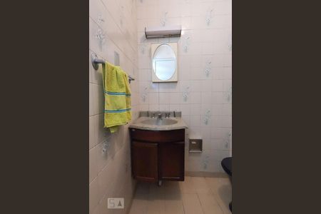 Apartamento à venda com 70m², 2 quartos e sem vagaBanheiro