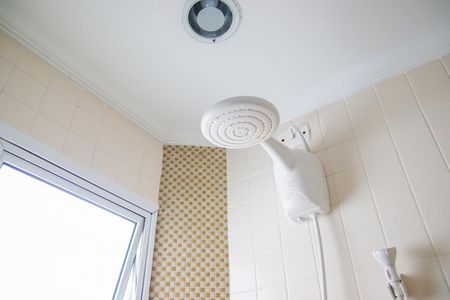 Chuveiro de apartamento à venda com 2 quartos, 67m² em Vila Pires, Santo André