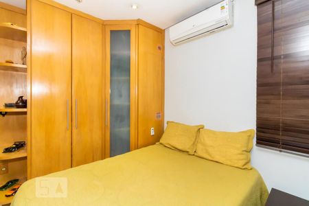 Quarto 1 de casa à venda com 5 quartos, 147m² em Parque Edu Chaves, São Paulo