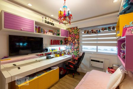 Apartamento à venda com 115m², 4 quartos e 2 vagasQuarto 2