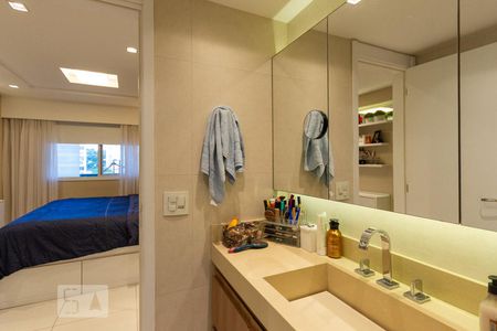 Apartamento à venda com 115m², 4 quartos e 2 vagasBanheiro Suíte