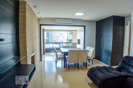 Sala de apartamento para alugar com 2 quartos, 96m² em Centro, Novo Hamburgo