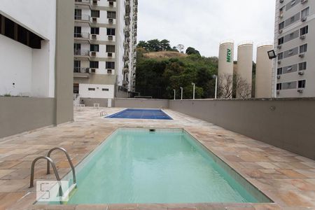 Apartamento à venda com 70m², 2 quartos e 1 vagaÁrea comum