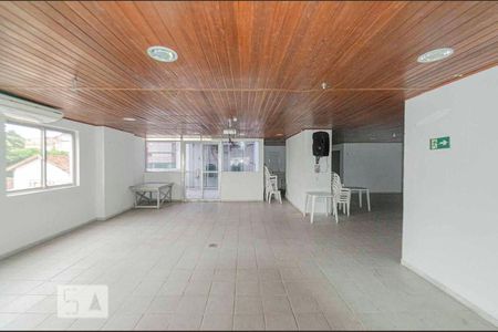 Apartamento à venda com 70m², 2 quartos e 1 vagaÁrea comum