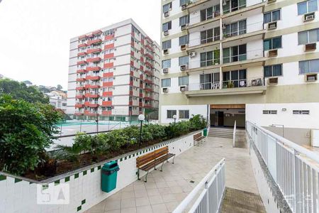 Apartamento à venda com 70m², 2 quartos e 1 vagaÁrea comum