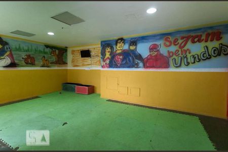 Apartamento à venda com 70m², 2 quartos e 1 vagaÁrea comum