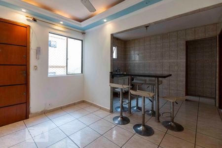 Apartamento para alugar com 55m², 2 quartos e sem vaga Apartamento para alugar com 55m², 2 quartos e sem vagaSala