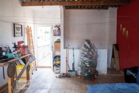 Casa à venda com 186m², 5 quartos e 2 vagas Casa à venda com 186m², 5 quartos e 2 vagasLavanderia