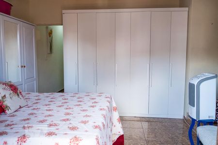 Casa à venda com 186m², 5 quartos e 2 vagas Casa à venda com 186m², 5 quartos e 2 vagasSuíte 3