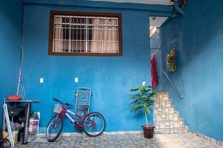 Garagem de casa à venda com 5 quartos, 186m² em Jardim Aurora (zona Leste), São Paulo