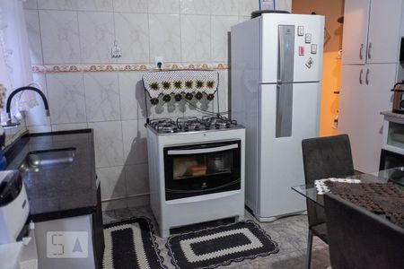 Casa à venda com 186m², 5 quartos e 2 vagas Casa à venda com 186m², 5 quartos e 2 vagasCozinha