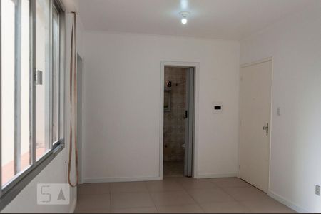 Sala de kitnet/studio para alugar com 1 quarto, 30m² em Partenon, Porto Alegre