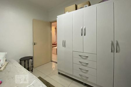 Quarto de apartamento para alugar com 2 quartos, 47m² em Vila São Caetano, Sorocaba