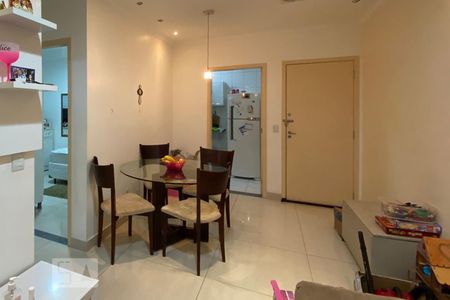 Sala de apartamento para alugar com 2 quartos, 47m² em Vila São Caetano, Sorocaba