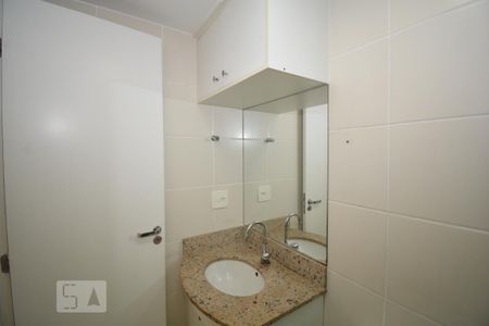 Apartamento à venda com 67m², 2 quartos e 1 vagaBanheiro da Suíte