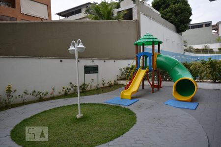 Apartamento à venda com 67m², 2 quartos e 1 vagaÁrea Comum - Playground