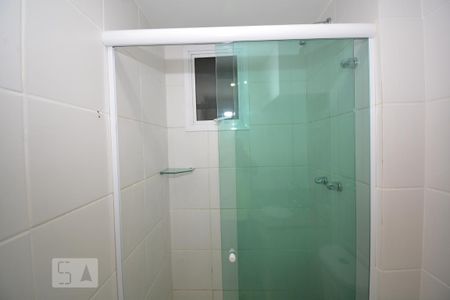 Apartamento à venda com 67m², 2 quartos e 1 vagaBanheiro Social