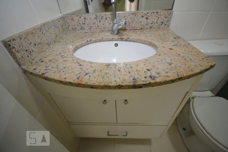 Apartamento à venda com 67m², 2 quartos e 1 vagaBanheiro da Suíte