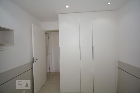 Apartamento à venda com 67m², 2 quartos e 1 vagaQuarto 2