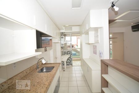 Apartamento à venda com 67m², 2 quartos e 1 vagaCozinha e Área de Serviço