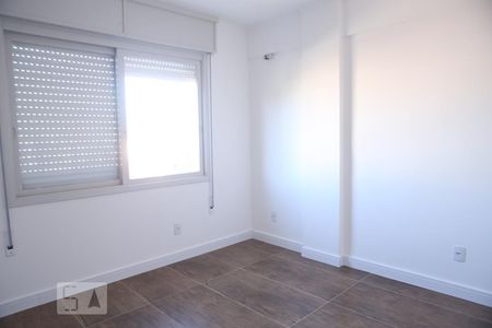 Quarto 1 de apartamento para alugar com 2 quartos, 73m² em Vila Assunção, Porto Alegre