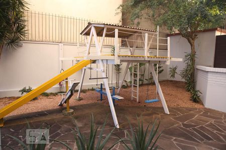 Apartamento para alugar com 73m², 2 quartos e 1 vagaÁrea comum