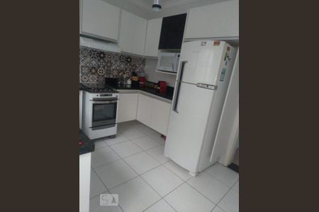 Casa para alugar com 115m², 3 quartos e 2 vagas Casa para alugar com 115m², 3 quartos e 2 vagasCozinha