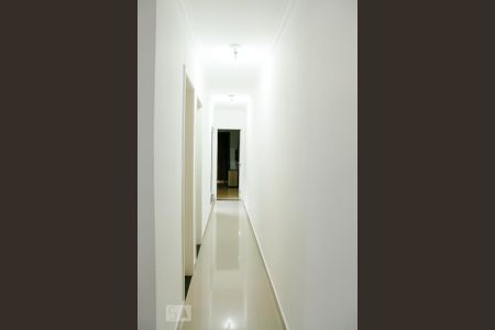 Casa para alugar com 115m², 3 quartos e 2 vagas Casa para alugar com 115m², 3 quartos e 2 vagasCorredor