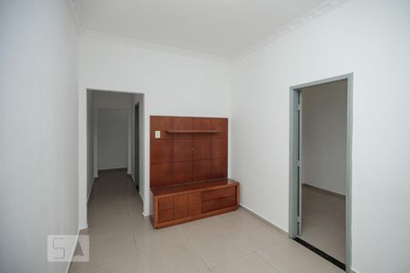 Sala de casa para alugar com 2 quartos, 80m² em Pilares, Rio de Janeiro