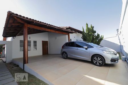 Casa para alugar com 286m², 3 quartos e 4 vagas Casa para alugar com 286m², 3 quartos e 4 vagasGaragem