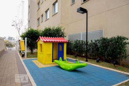 Apartamento à venda com 41m², 2 quartos e sem vagaÁrea Comum - Playground
