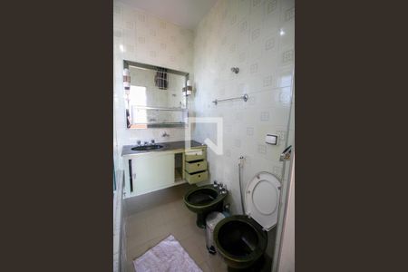 Apartamento para alugar com 110m², 3 quartos e 1 vaga Apartamento para alugar com 110m², 3 quartos e 1 vagaBanheiro da Suíte