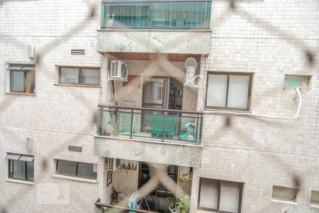 Apartamento para alugar com 90m², 3 quartos e 2 vagasVista da Cozinha e Área de Serviço