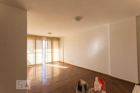 Sala de apartamento para alugar com 3 quartos, 89m² em Setor Central, Goiânia