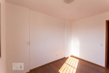 Quarto 1 de apartamento para alugar com 3 quartos, 89m² em Setor Central, Goiânia