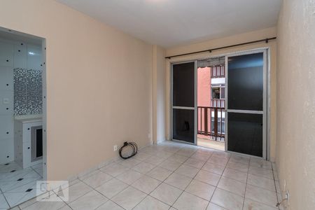 Sala de apartamento à venda com 1 quarto, 40m² em Penha, Rio de Janeiro