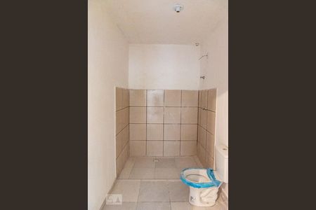 Casa de condomínio para alugar com 45m², 2 quartos e sem vaga Casa de condomínio para alugar com 45m², 2 quartos e sem vagaBanheiro