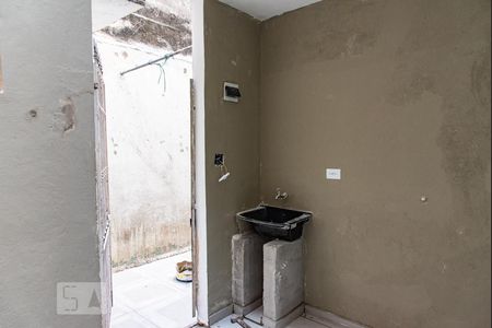 Casa de condomínio para alugar com 45m², 2 quartos e sem vaga Casa de condomínio para alugar com 45m², 2 quartos e sem vagaLavanderia
