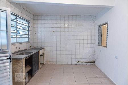 Casa de condomínio para alugar com 45m², 2 quartos e sem vaga Casa de condomínio para alugar com 45m², 2 quartos e sem vagaCozinha