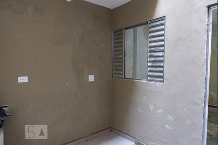 Casa de condomínio para alugar com 45m², 2 quartos e sem vaga Casa de condomínio para alugar com 45m², 2 quartos e sem vagaLavanderia