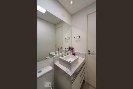 Apartamento para alugar com 56m², 2 quartos e 1 vaga Apartamento para alugar com 56m², 2 quartos e 1 vagaBanheiro