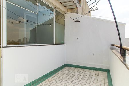 Apartamento para alugar com 136m², 1 quarto e 1 vagaVaranda