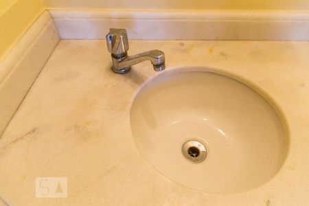 Apartamento para alugar com 136m², 1 quarto e 1 vagaLavabo - Torneira