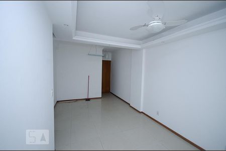 Apartamento à venda com 72m², 3 quartos e 1 vagaSala